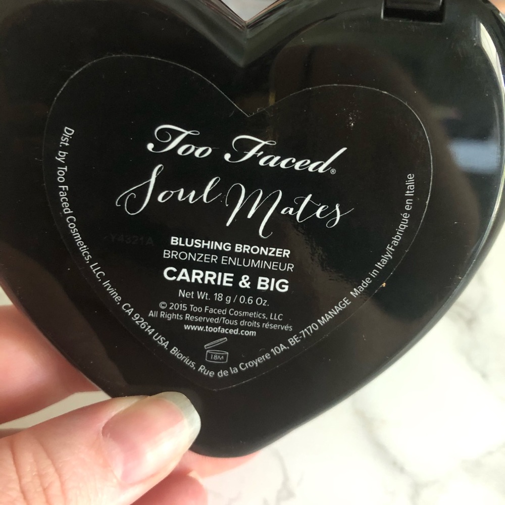 Blushing Bronzer. - Picture 3 of 3